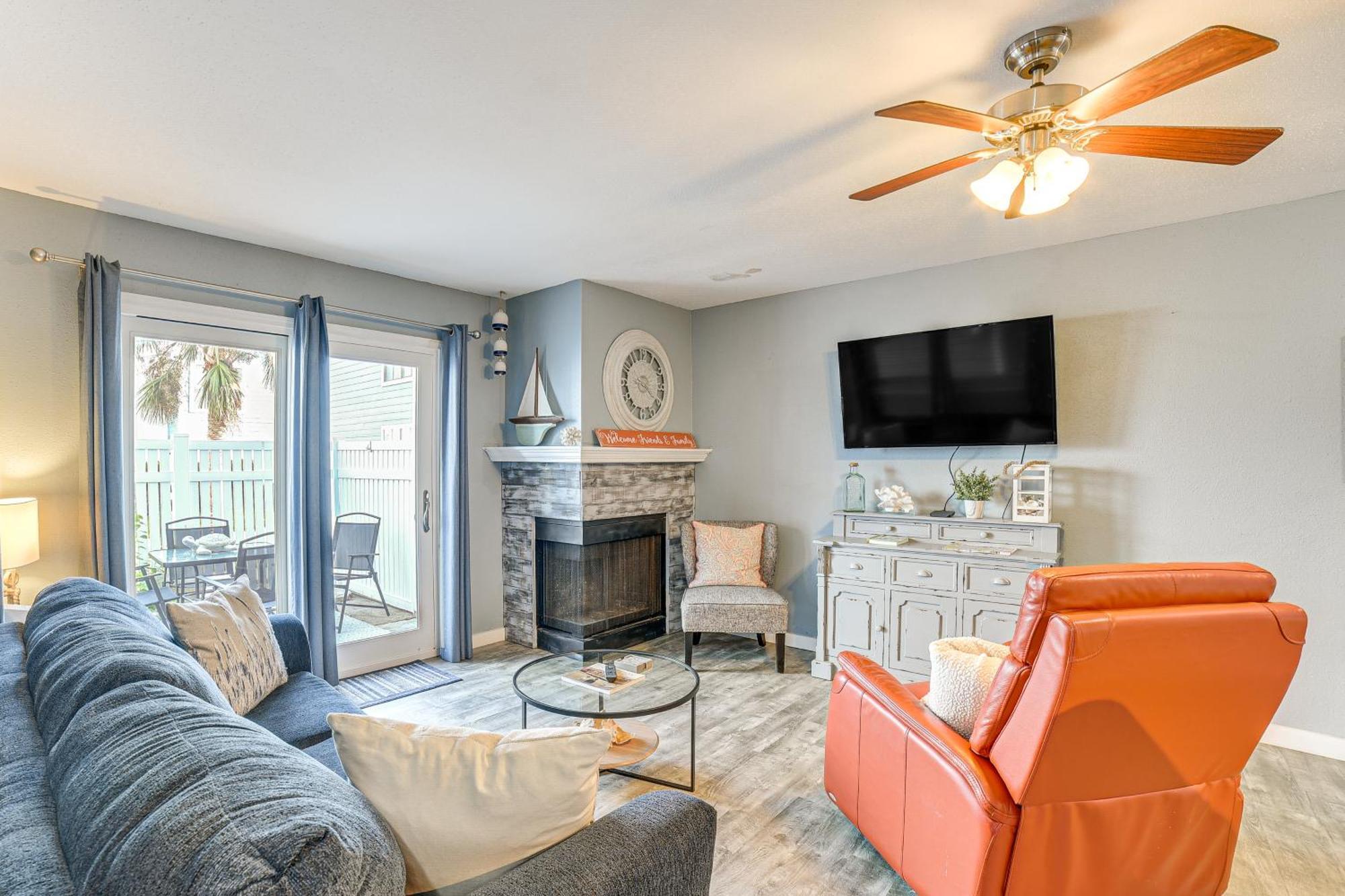 Relaxing Galveston Condo, Quarter Mile To Seawall! Exterior photo